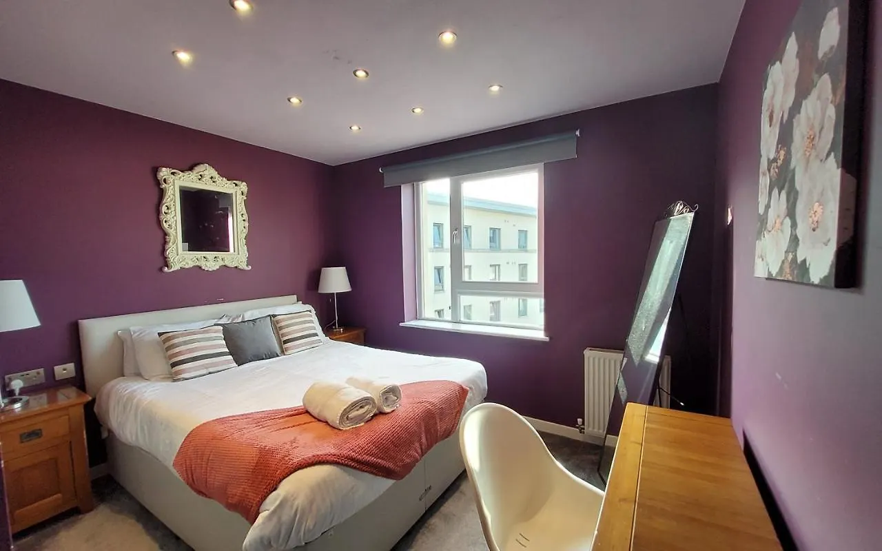 4 Separate Beds, Sleeps 6, Beautiful 2 Bed Apt Edinburgh Apartman